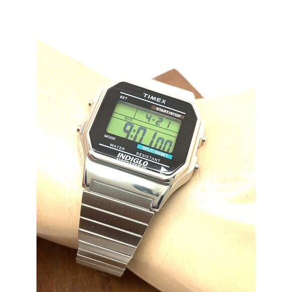 Timex Men's Watch T78587 Quartz Digital Silver Case 35mm Steel Expansion Band - Picture 5 of 15